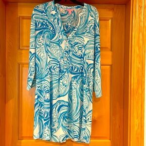Beautiful Lilly Pulitzer comfy dress. Size M